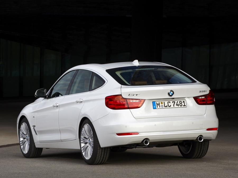  BMW 335i Gran Turismo Luxury Line 2013 года  (фото 9 из 16)